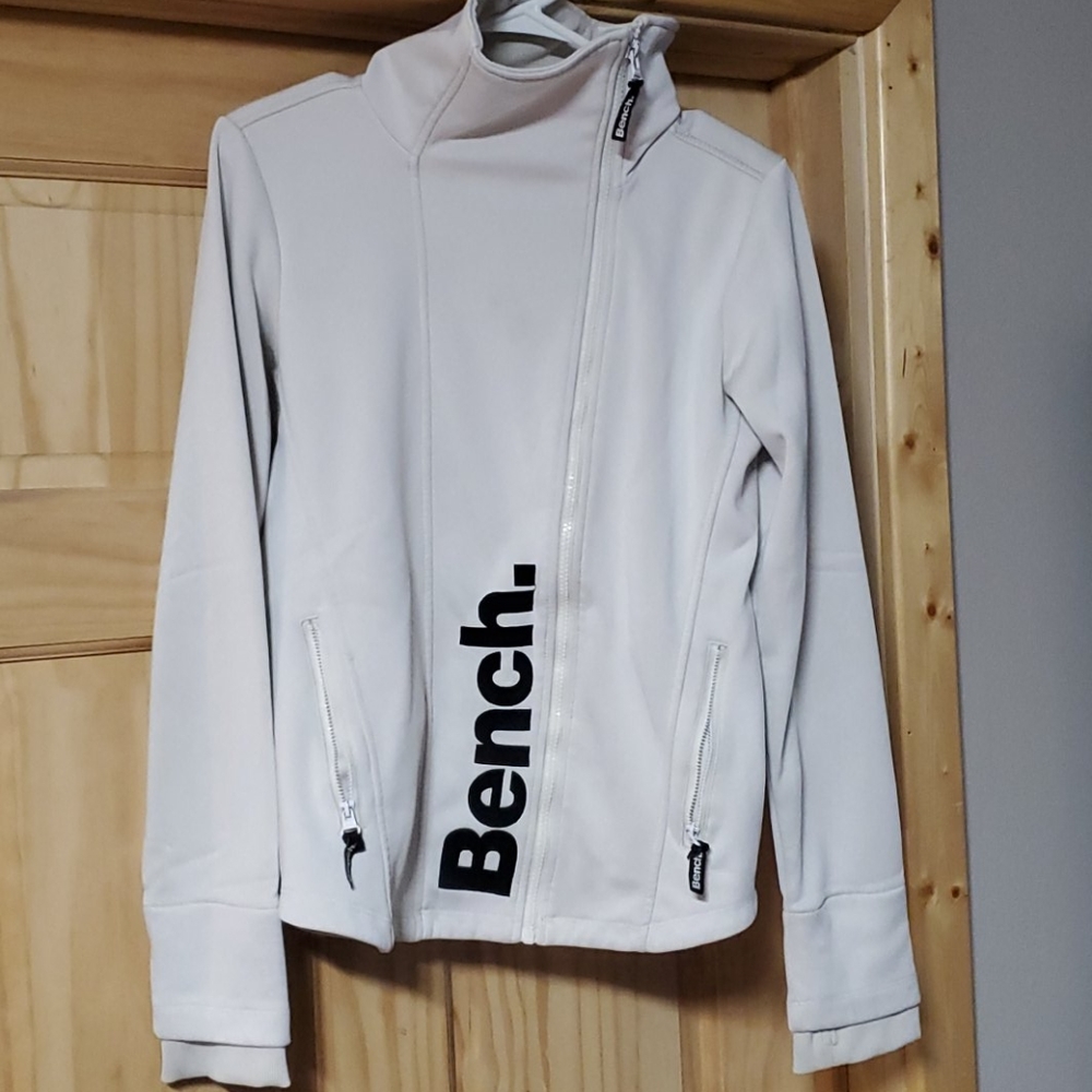 Bench from buckle jacket